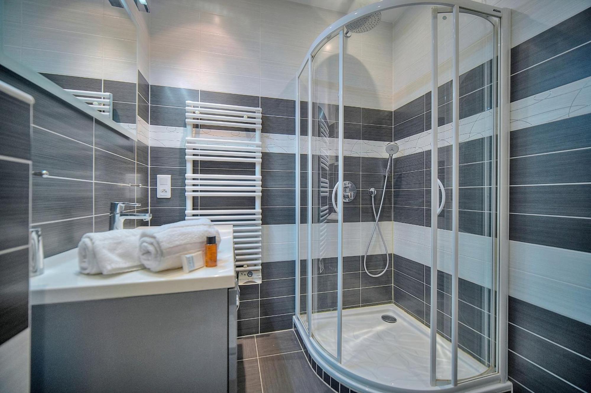 Moderne 3 Pieces Idealement Situe Centre De Cannes L! A2B22 Dış mekan fotoğraf